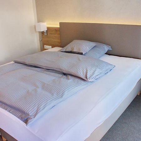 Stichwehs Hotel Am Bahnhof Elze Kültér fotó